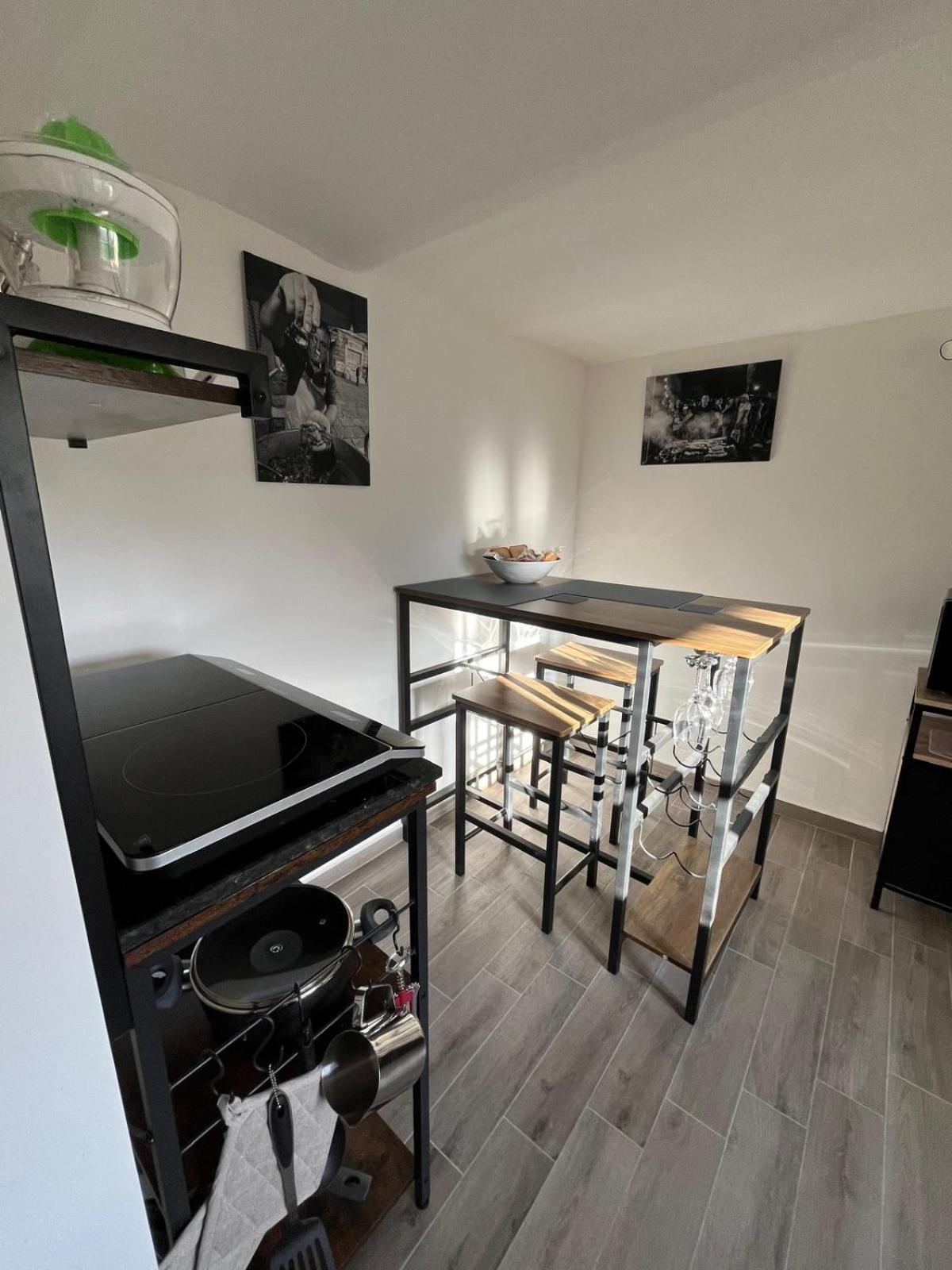 Casa Vacanze Da Ruggero Al Massimo 巴勒莫 外观 照片